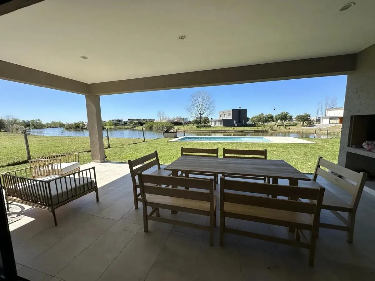 Casa en BARRIO EL CANTON NORTE - Libertad al 300