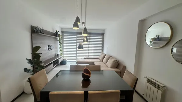 Departamento en 44 entre 20 y 21