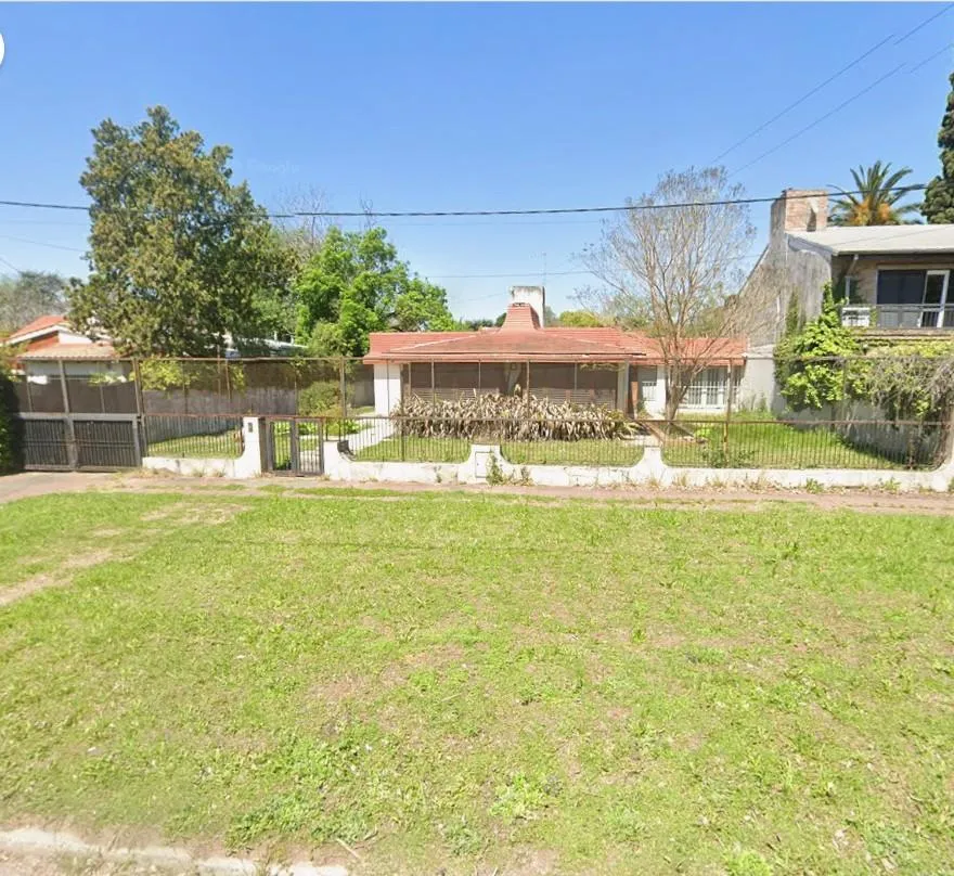 Casa en BV ARGENTINO al 7600