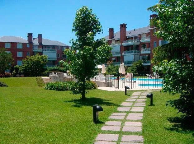 Departamento en Jardines de San Isidro 2 - Newbery y Liniers