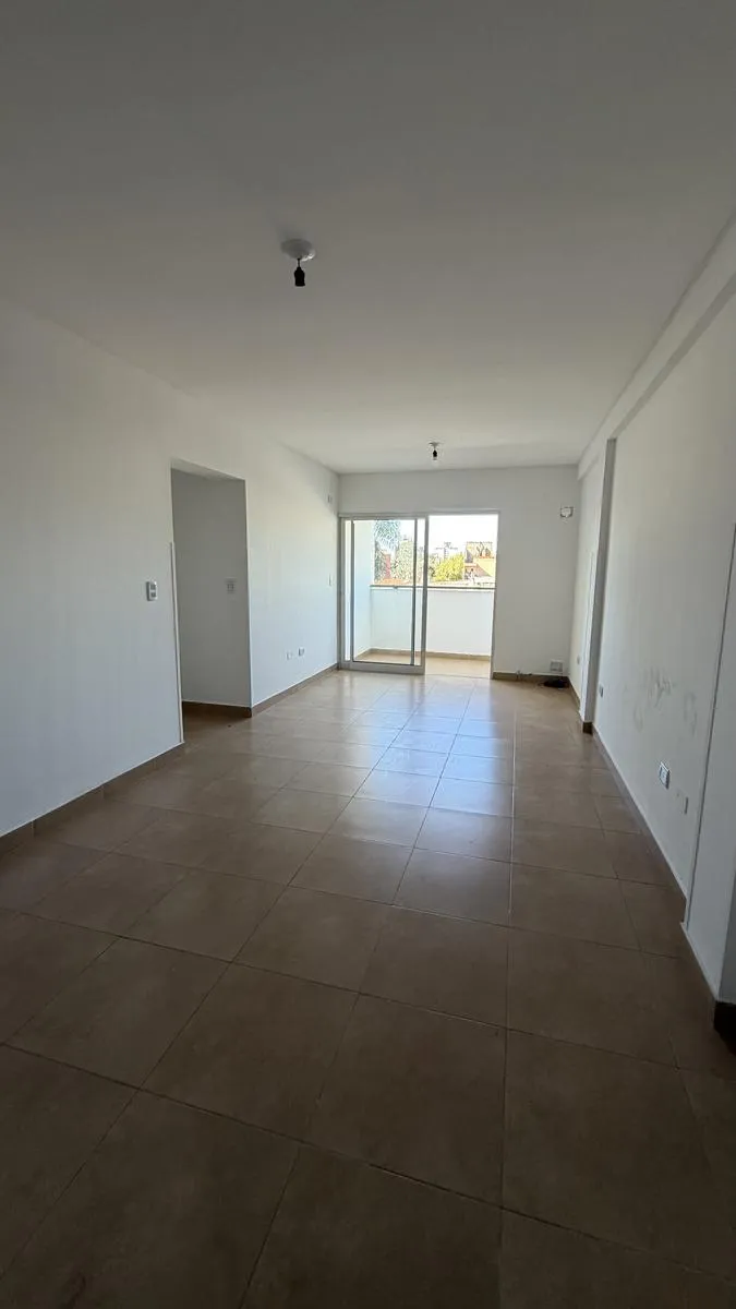 Departamento en Lucas Córdoba al 400