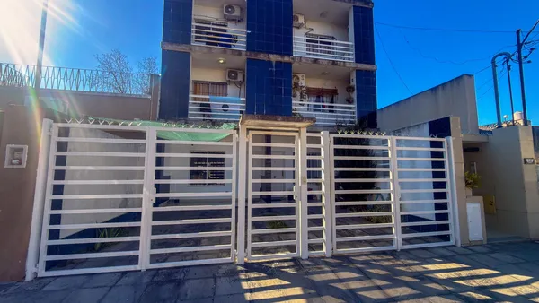 Departamento en Alfredo Palacios al 600