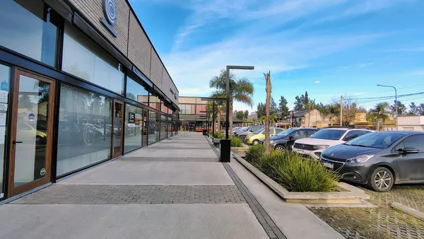 Local Comercial en 485 esq.138 (LOCAL 39) PASEO MITRE