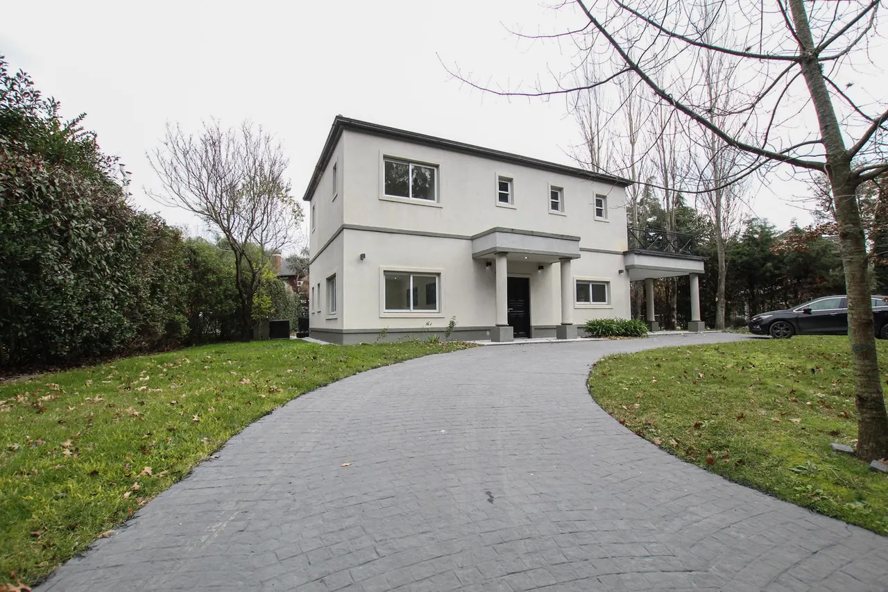 Casa en Country Club Solar del Bosque