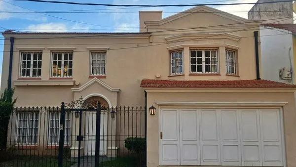 Casa en Los Durazneros al 1100