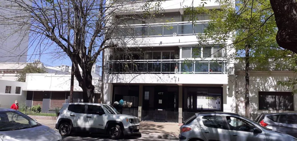 Departamento en 18 e/ 41 y 42 n 477 Piso 5 Depto D