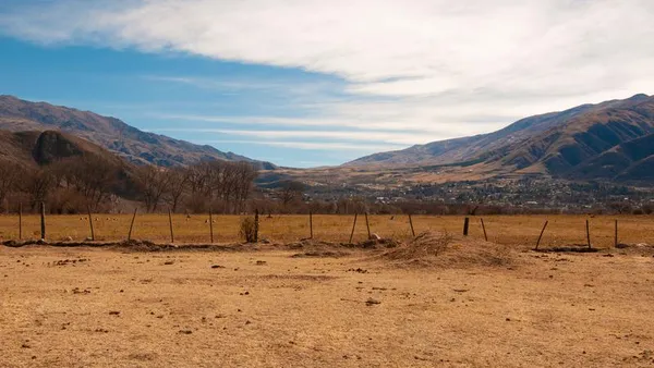 Terreno en Los Mimbres 2