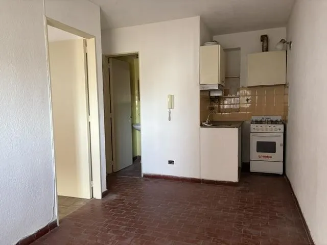 Departamento en Callao-9 de Julio Un dorm. Econom.