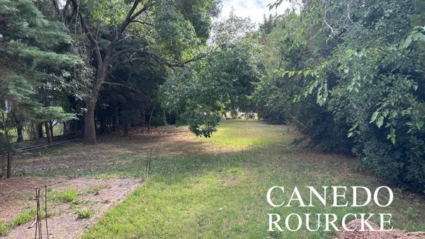 Terreno en Barrio Los Rosales