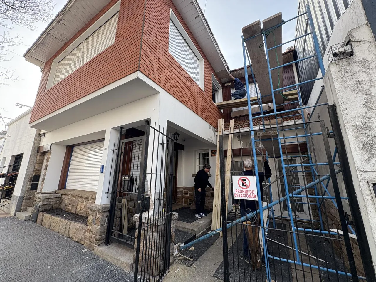 Casa en Venta casa 6 ambientes con cochera en dos plantas - Barrio San José - OPORTUNIDAD