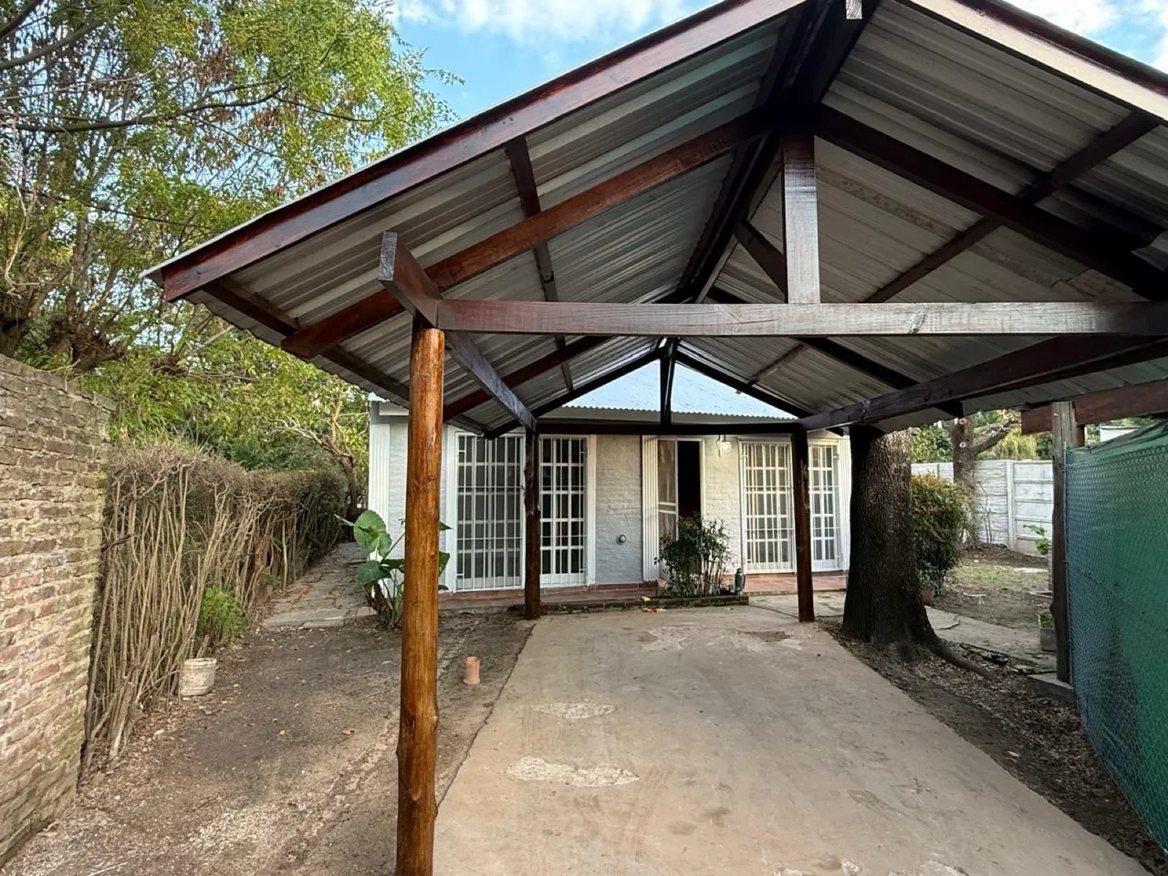 Casa en San Salvador al 1200