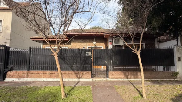 Casa en Guido Spano al 400