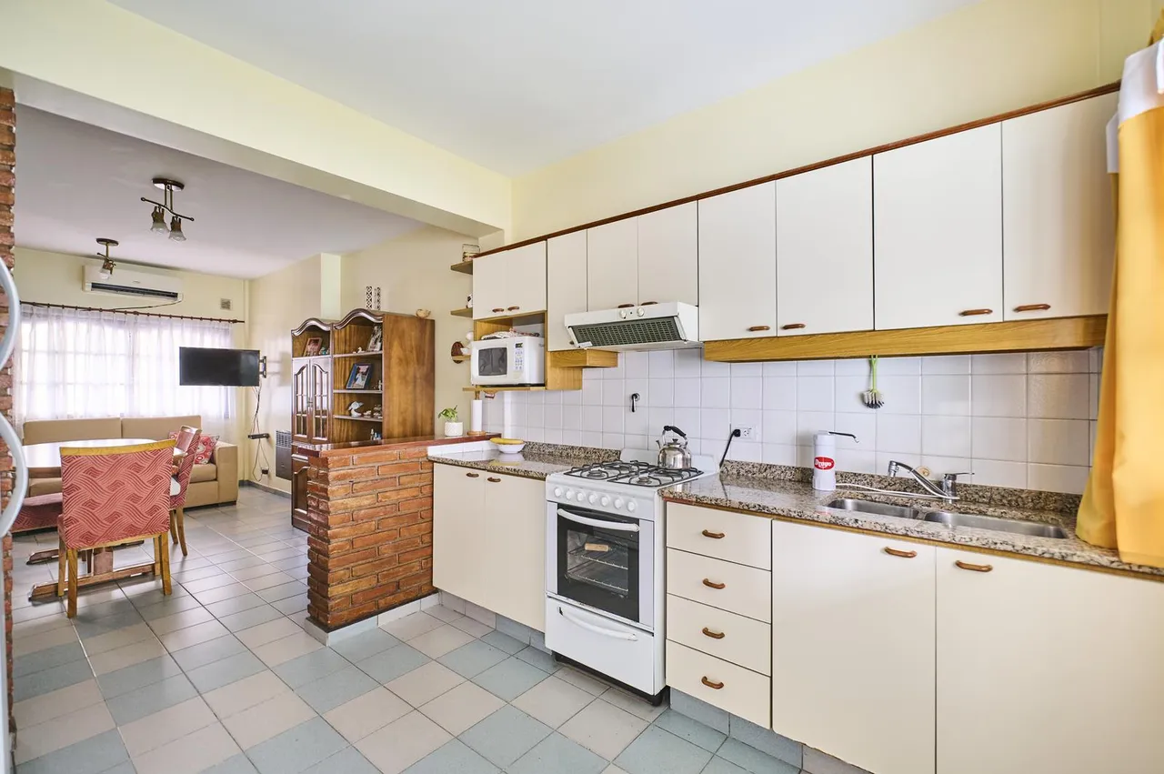 Casa en Ombu al 2900