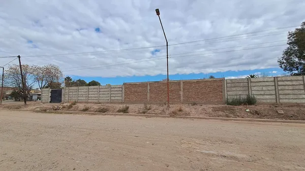 Terreno en España esq. Echeverría, Las Heras