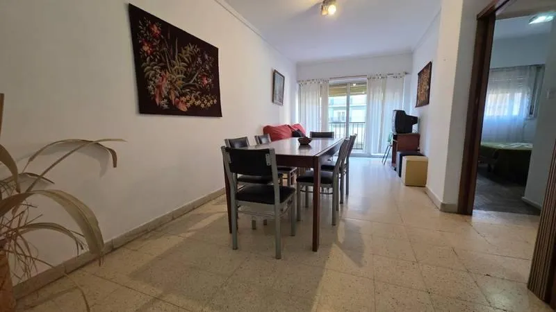 Departamento en MORENO al 2200