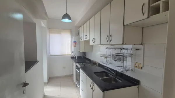 Departamento en Estrada al 200
