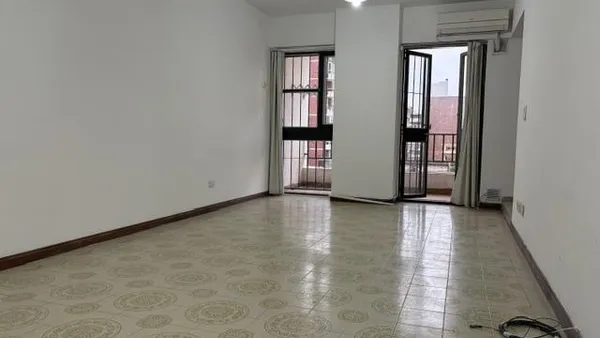 Departamento en Av. Pellegrini y Sarmiento