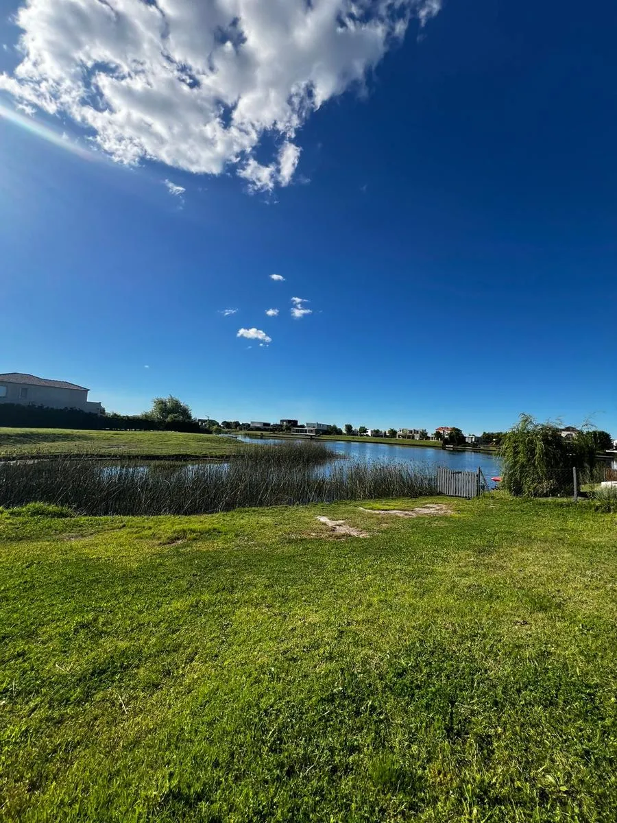 Terreno en Venta Lote a La Laguna 1080 M2 Barrio Muelles Puertos del Lago Escobar