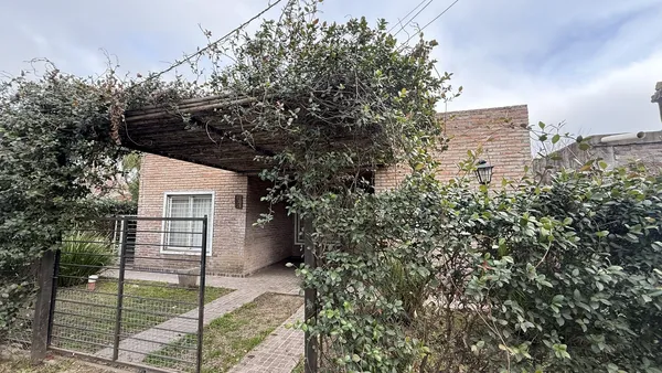 Casa en RIO PILCOMAYO al 800