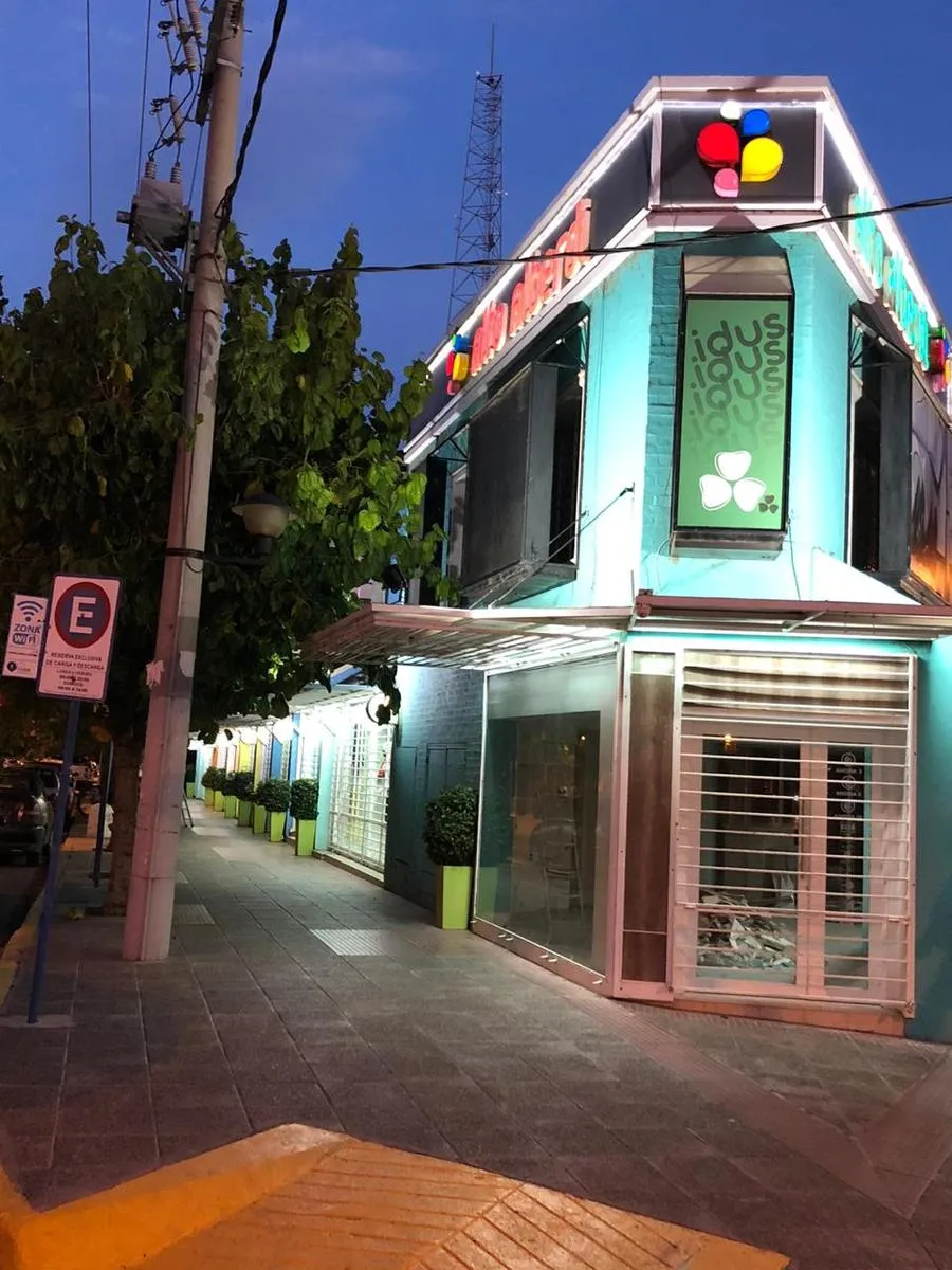 Local Comercial en Juan Bautista Alberdi al 125