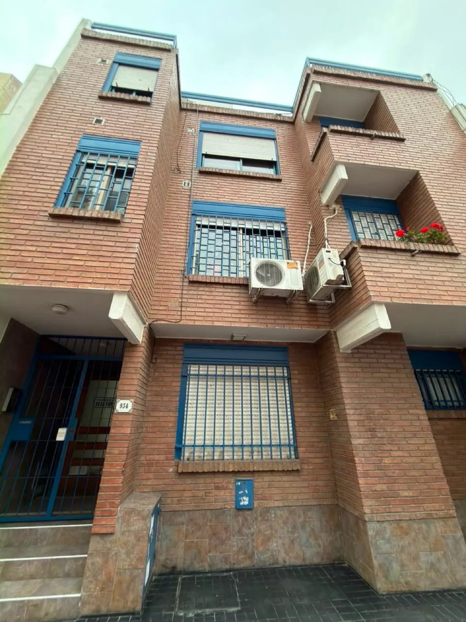 Departamento en Dean Funes al 900