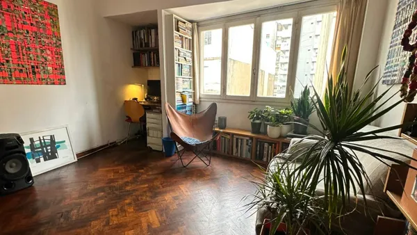 Departamento en Paraguay al 2081 Piso 6