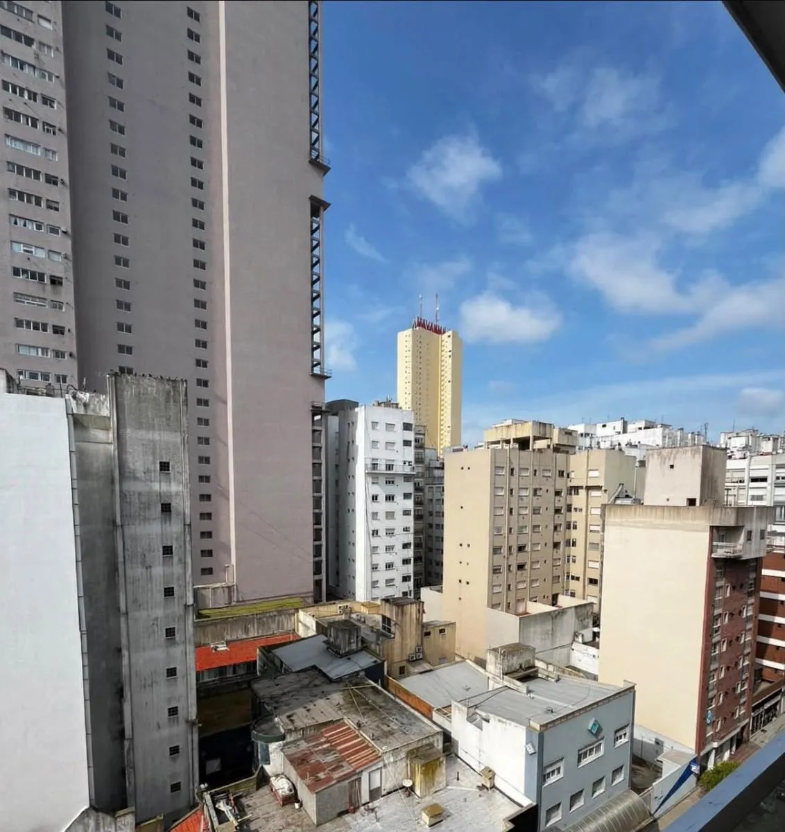 Departamento en Alte. Brown al 1500