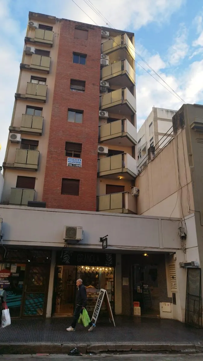 Departamento en Obispo Oro al 200