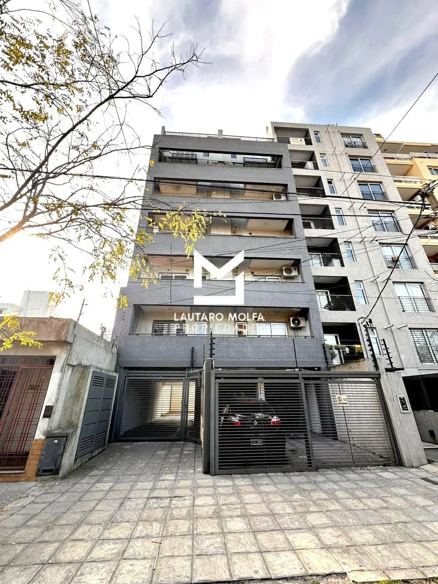 Departamento en Luis Maria Drago al 2600