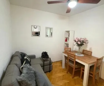 Departamento en Billinghurst al 1300