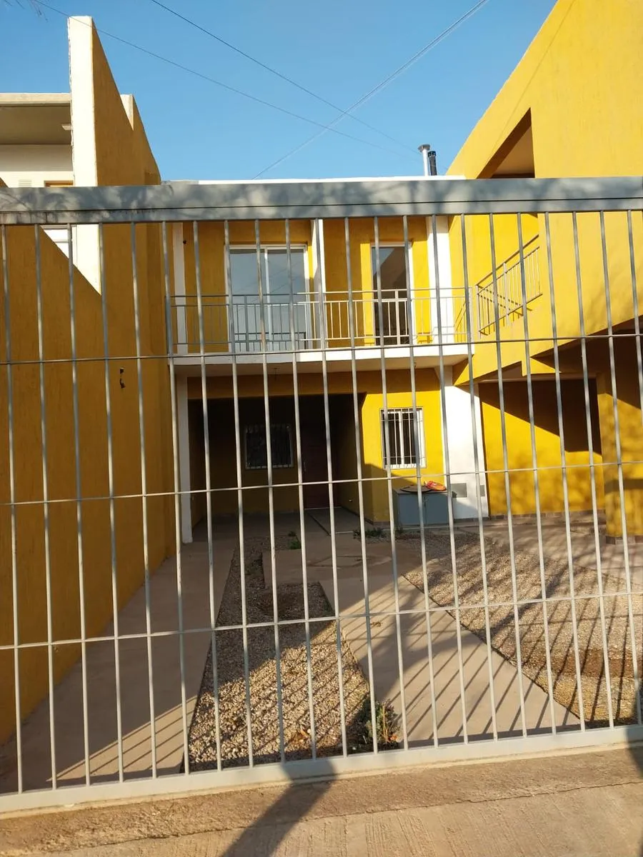 Departamento en Elpidio González y Azcuénaga