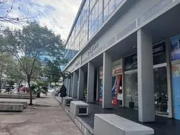 Local Comercial en Local alquiler Camaño 46 Plaza