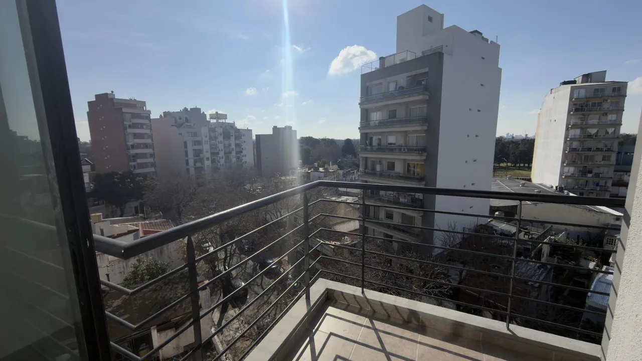Departamento en Enzo Bordabehere al 2900