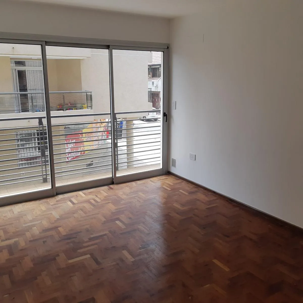 Departamento en Buenos aires al 1400