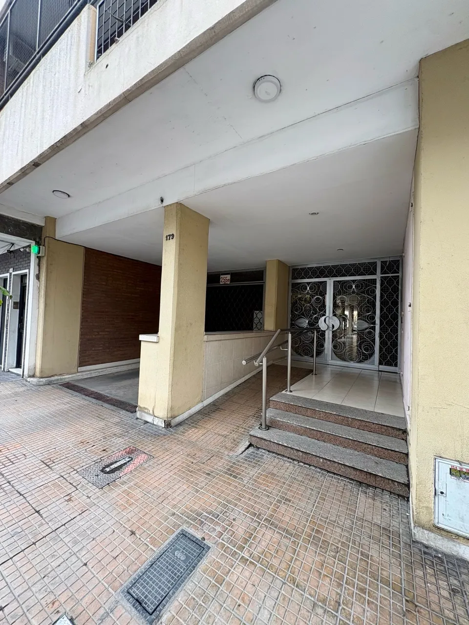Departamento en Balcarce al 100