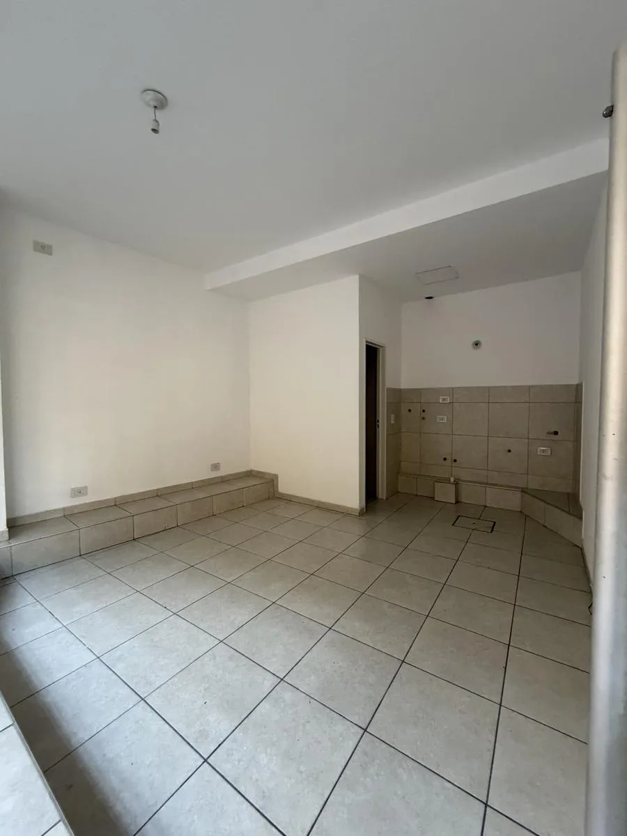 Local Comercial en San José de Calasanz al 400