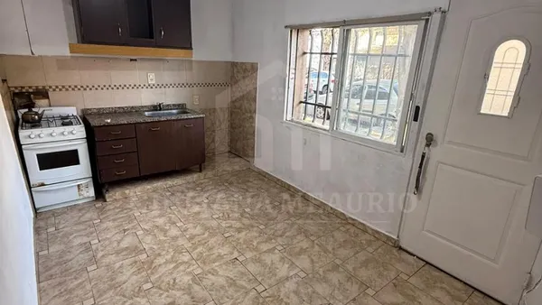 Departamento en Guamini al 2700
