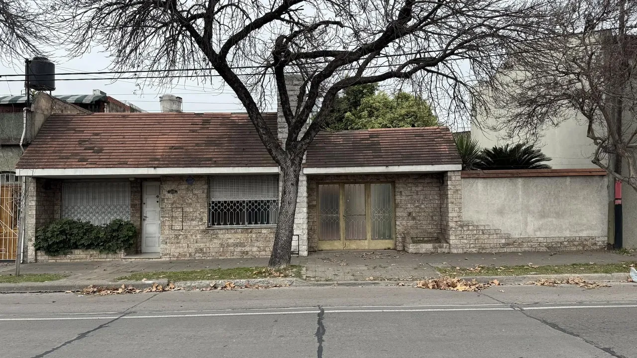 Casa en San juan al 4900