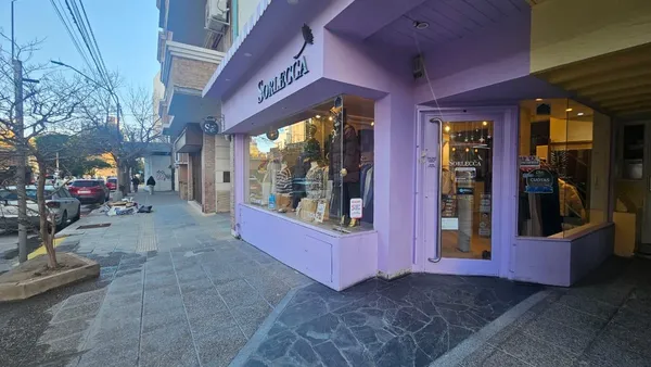 Local Comercial en Roca al 100