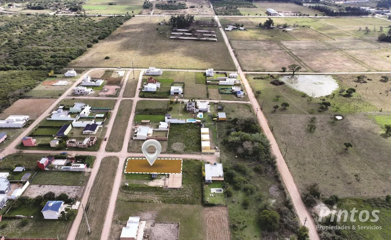 Terreno en Celia Pellenc esquina Caseros