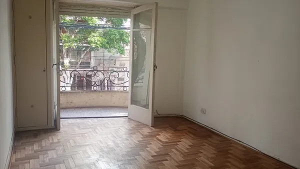 Departamento en Alberdi al 800