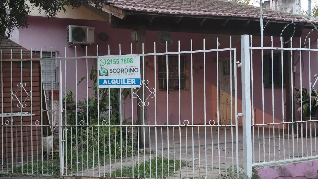 Departamento en Francia y Paysandu al 600
