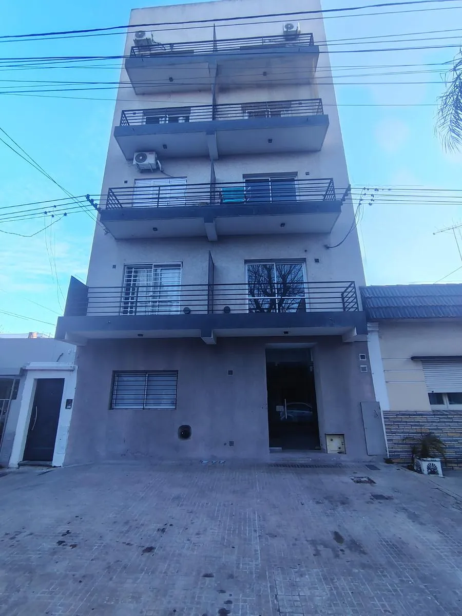 Departamento en ALQUILER MONOAMBIENE 11 Y 61