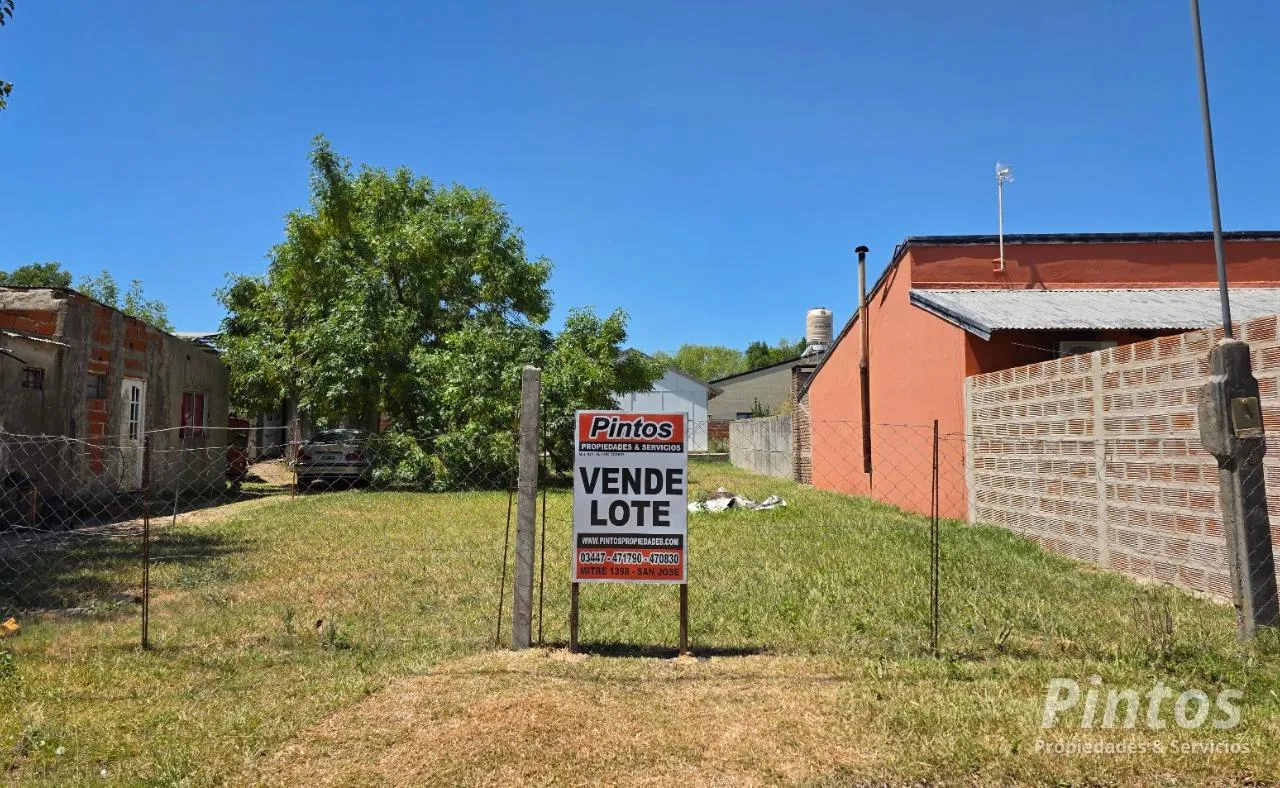 Terreno en Remedios de Escalada entre Los Naranjos y San Lorenzo