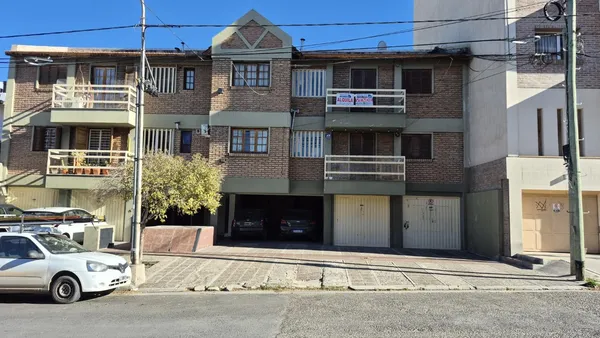 Departamento en Fotheringham al 500