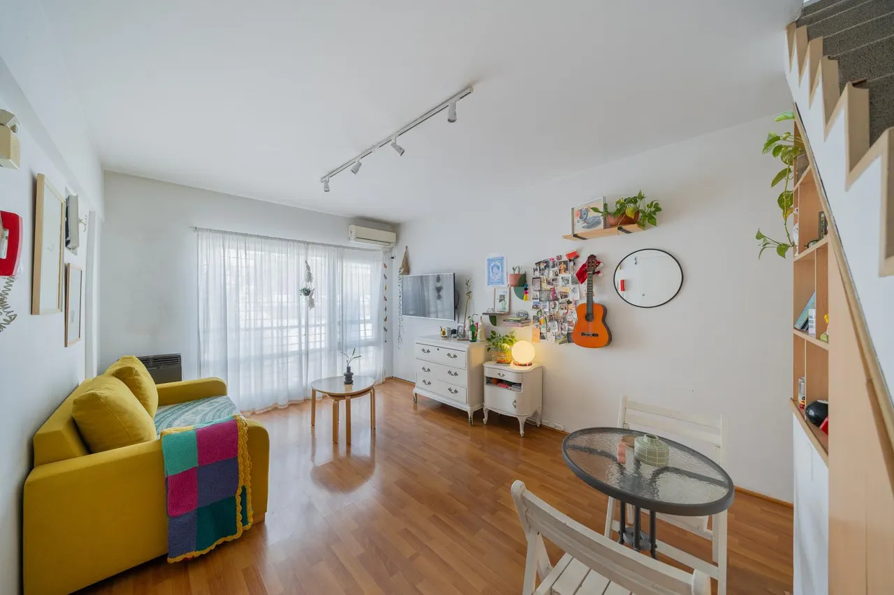 Departamento en Remedios Escalada de San Martín al 800