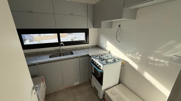 Departamento en Av renault al 1500