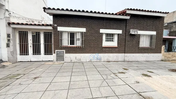 Casa en Guidi al 800