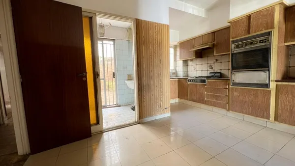 Departamento en Av. Escalada al 1000