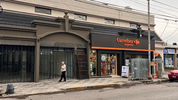 Local Comercial en Santa Ana al 2400